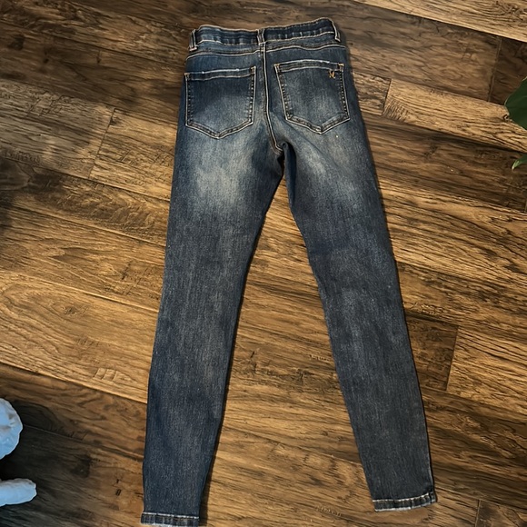 Grace and Lace skinny jeans - Picture 2 of 3